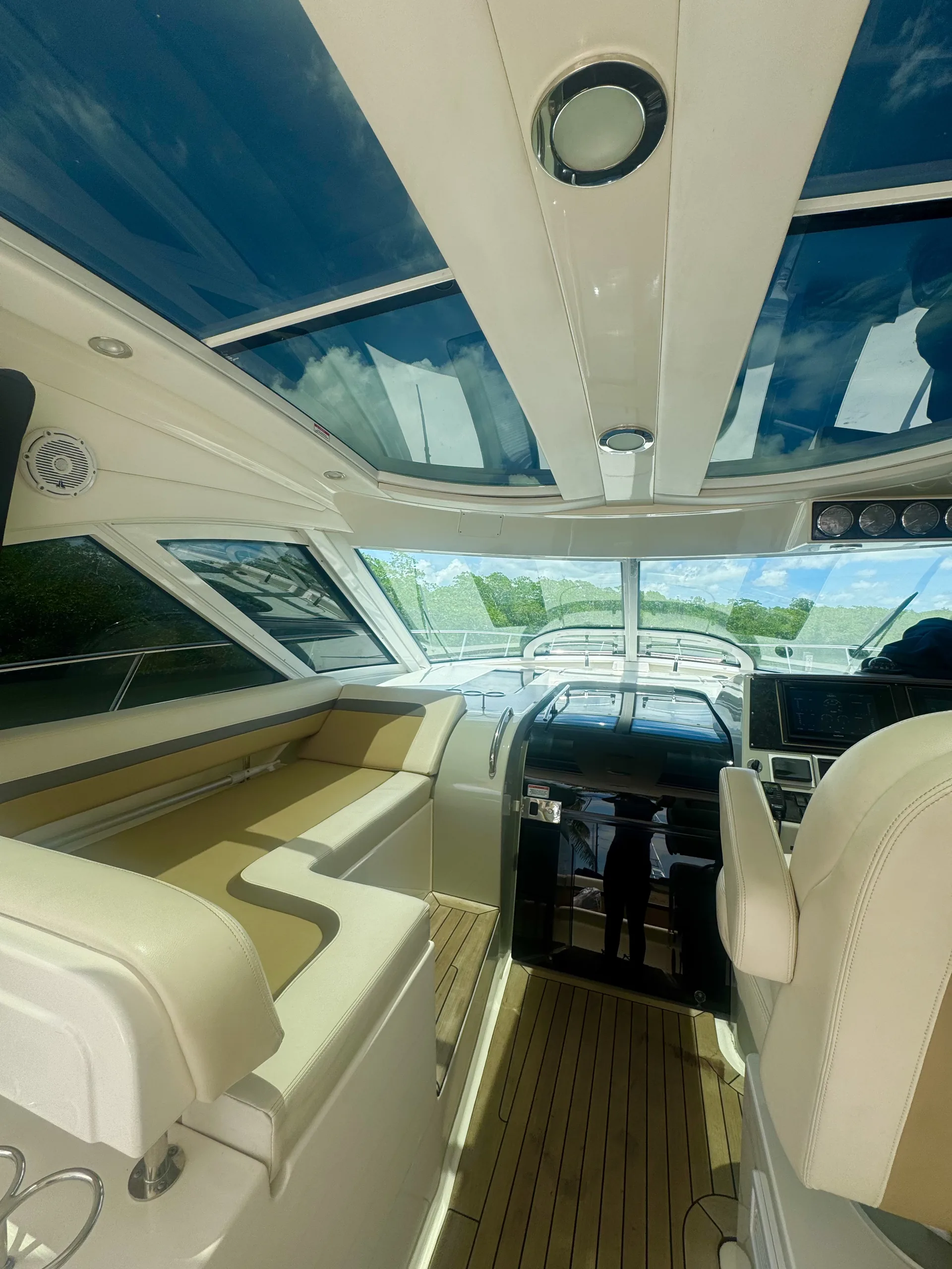 The cockpit looking forward beneath the retractable hardtop